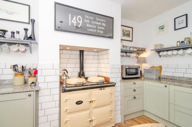 KITCHEN/DINER