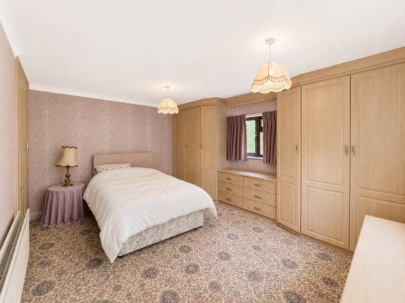 3 bed Detached for sale Image 12