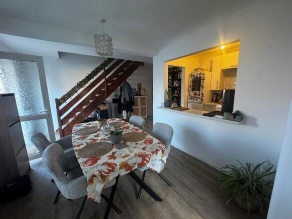71 bovington dining new.jpg