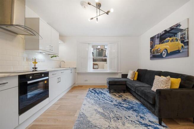 66A Flaxman Road SE5 9DH-No Watermark-11.jpg
