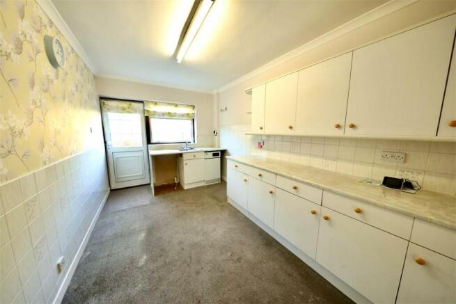 11 The wolds - Kitchen.jpg