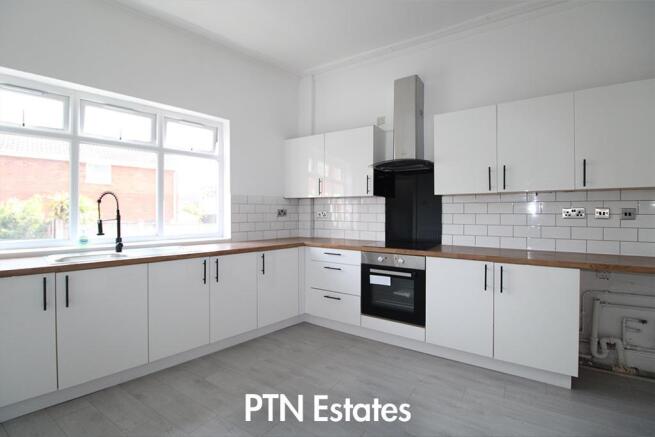 kitchen 1 .jpg