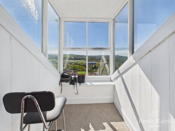 7 bed Detached for sale Image 7