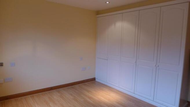 School Lane 10 Bedroom 012