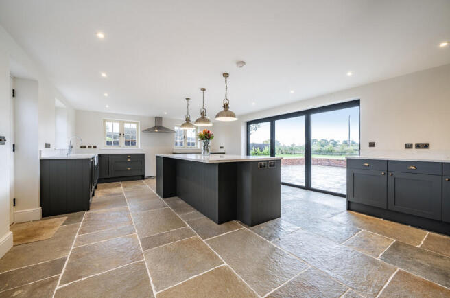 1364360-9-68ed2fa...