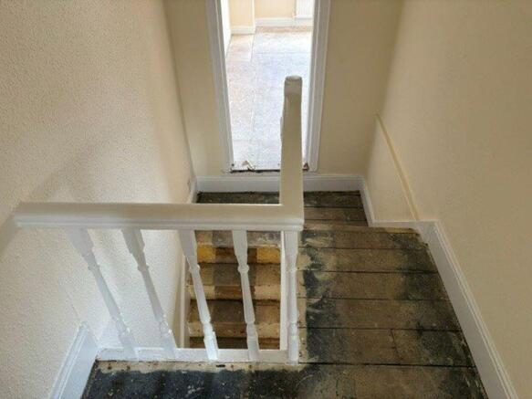 3 bed Terraced to rent Image 12