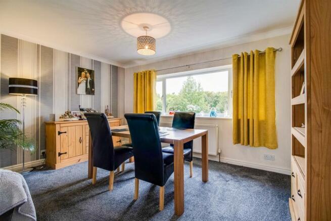 THROUGH LOUNGE