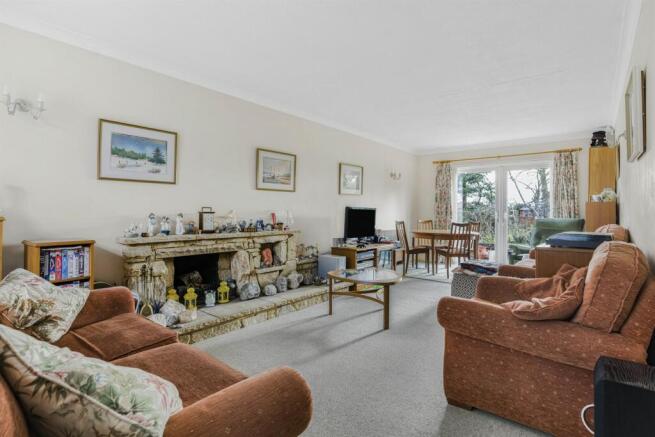 Living/Dining Room