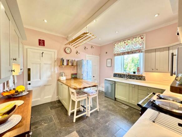 Dalry Road, Beith  kitchen pic