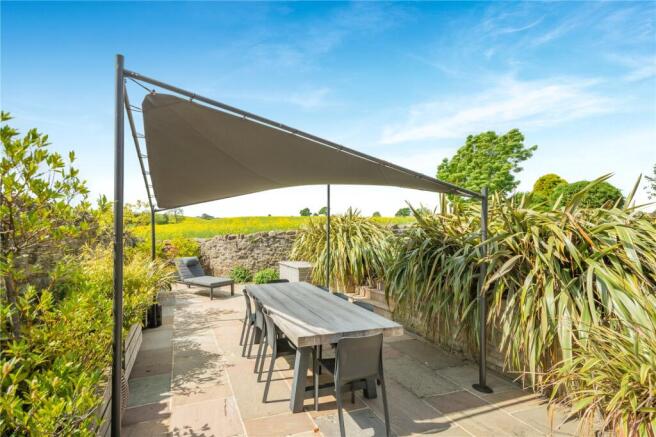 4 bed Barn Conversion for sale Image 12