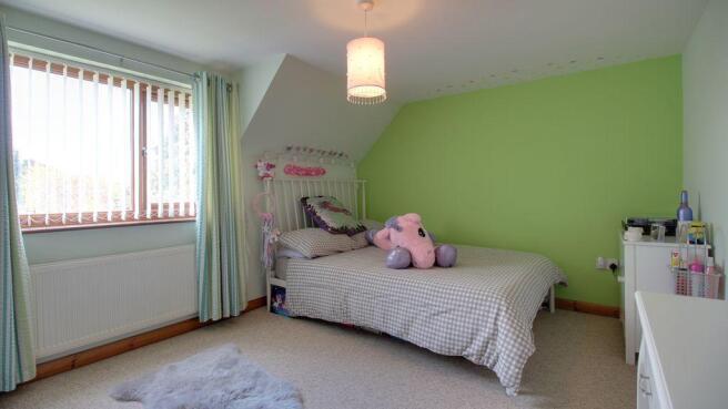 Bedroom 5 (Single)
