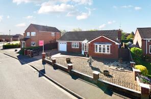 15, Oakwood Glade, Holbeach, Spalding PE12 7JS