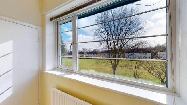 2 bed Apartment for sale Image 10