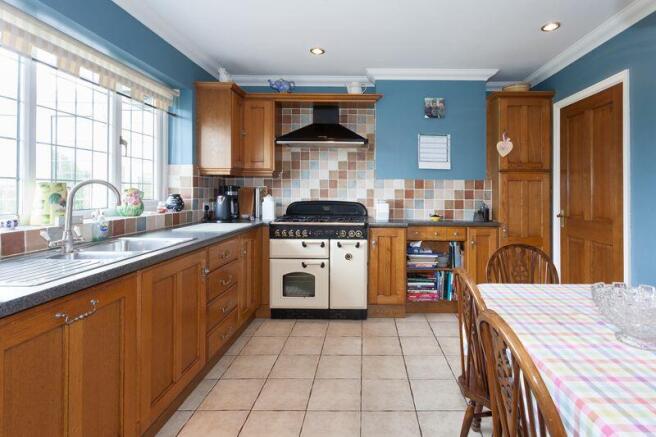 BREAKFAST KITCHEN