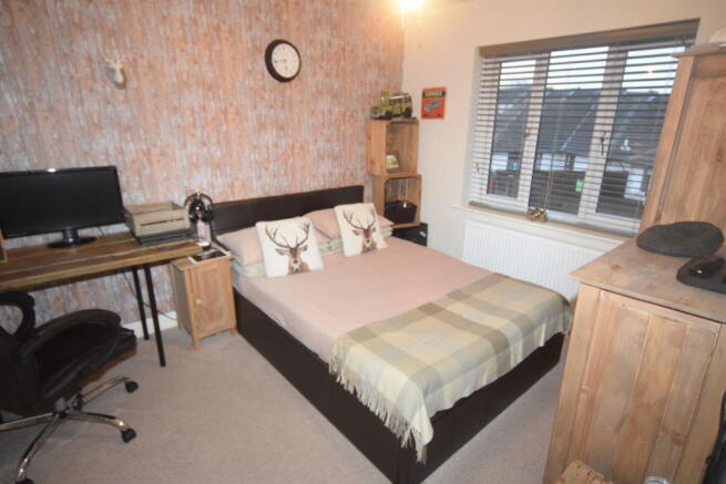 BEDROOM 2 