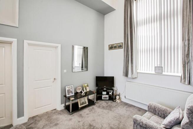 2 bed Apartment for sale Image 11