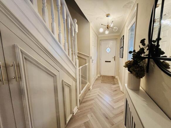 Dickens Close, Brookhaven photo 4
