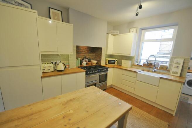 Dining kitchen