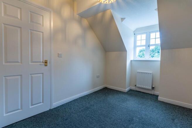 3 bed House for sale Image 8