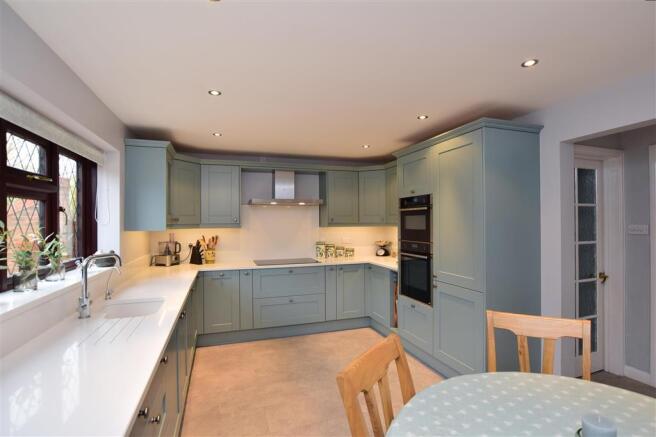 Kitchen/Breakfast Room