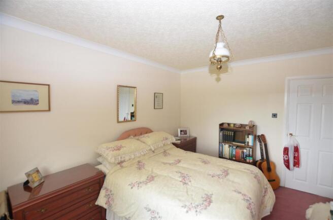 bed 3.JPG