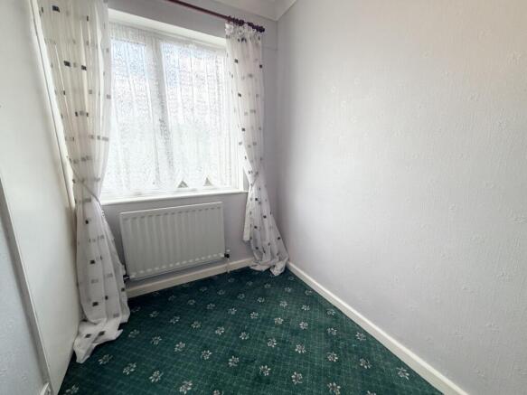 3 bed Terraced for sale Image 7