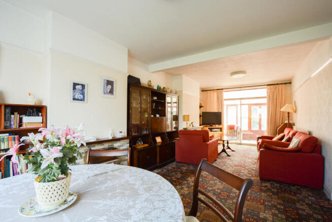 Through Lounge