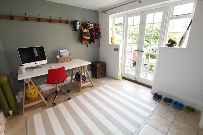 Photo 6
