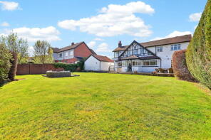 40, Heathfield, Adel, Leeds LS16 7AB