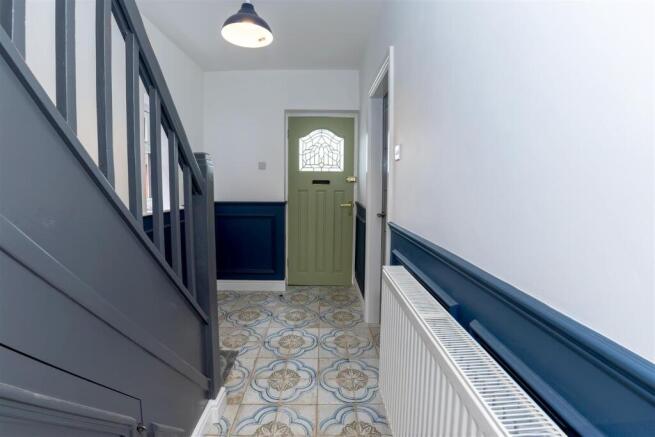 Stairs hallway 1.1 SAPL6222-20250702-DxO_DeepPRIME