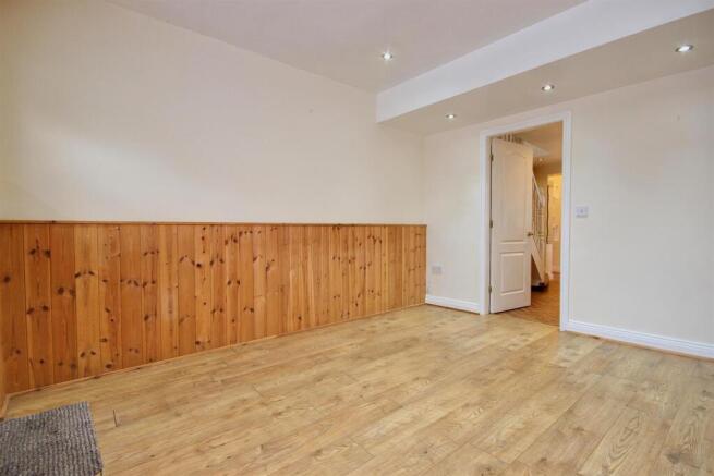 2 bed Terraced for sale Image 4