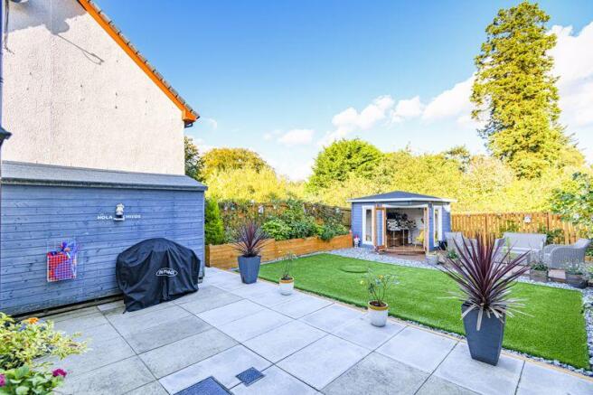 Rear Garden &a...