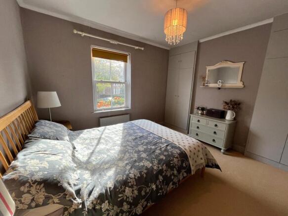 4 bed Terraced for sale Image 11