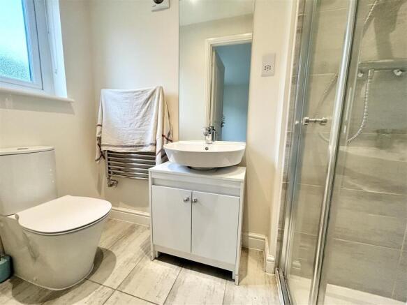 2 bed Town House for sale Image 10