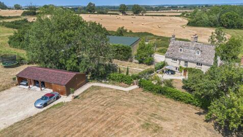 Lew, Bampton, Oxfordshire OX18