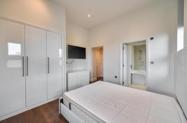 Davidson Frost-Wellings,DFW,Marlborough House, Bed