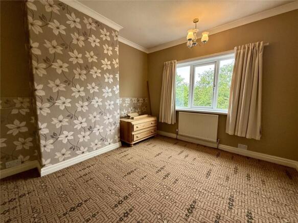 3 bed Semi-Detached for sale Image 10