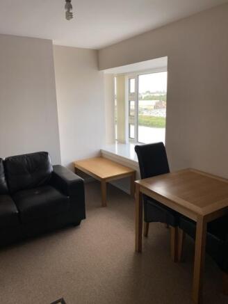 1 bed Apartment to rent Image 4