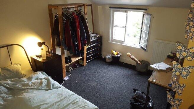 upper-lloyd-street-m14-4hy-1040626