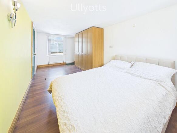 3 bed Detached Bungalow for sale Image 11