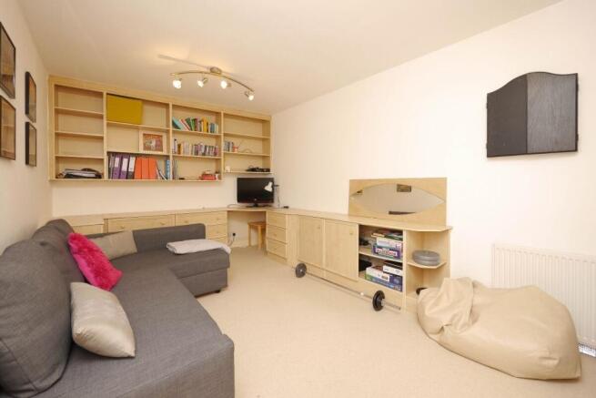 Play room / study / Occasional Bedroom