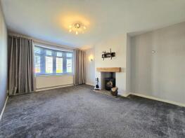 6, Shirwood Avenue, Whickham Central, Newcastle Upon Tyne NE16 5JW