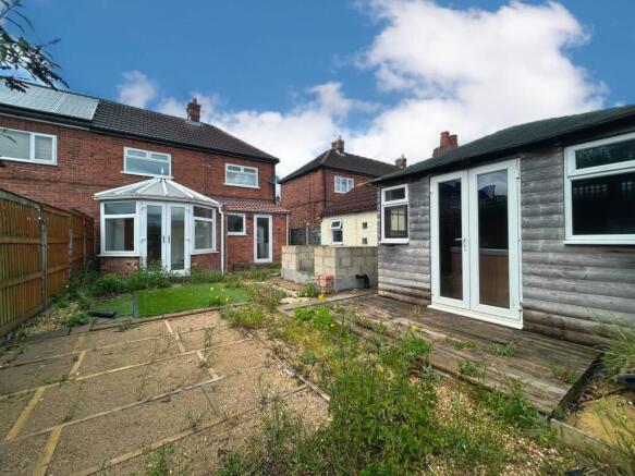 3 bed Semi-Detached for sale Image 11