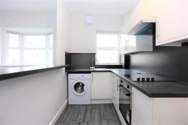 3, 27 Guildford Road (18).JPG