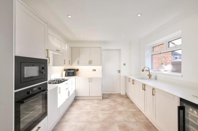 3 bed Detached for sale Image 5