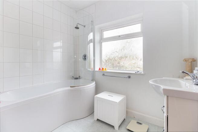 Bathroom-1.jpg