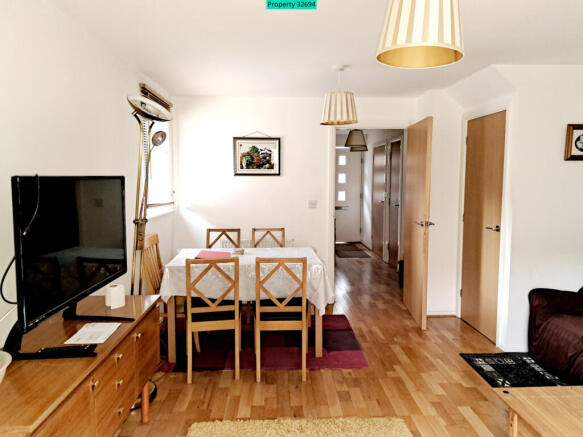 Living/Dining 1