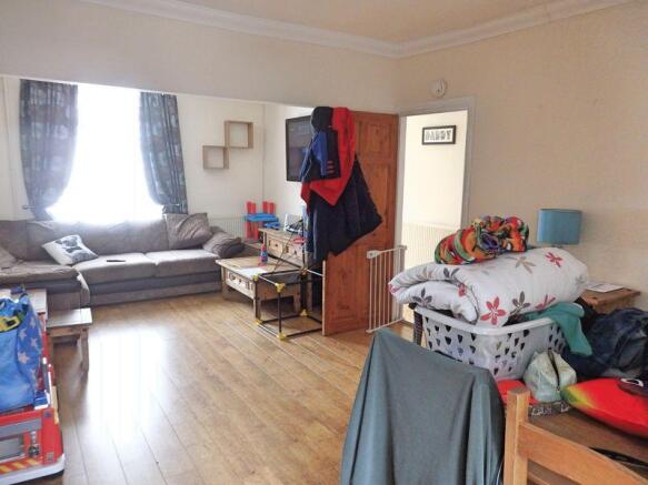 Photo 3