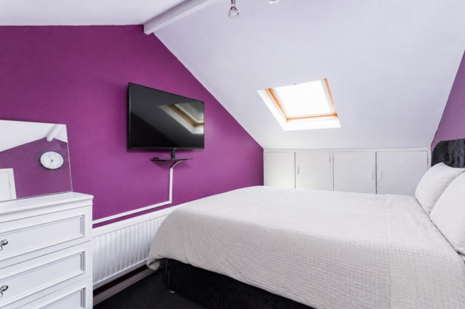 4 bed Semi-Detached for sale Image 11