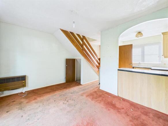 3 - 1 bedroom mid terrace.jpg